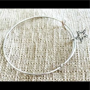 Beautiful star charm bracelet